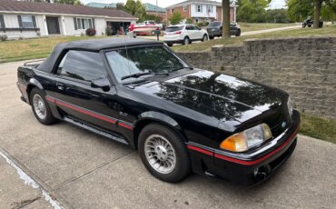 Ford-Mustang-gt-convertible-1987-Black-Red-5