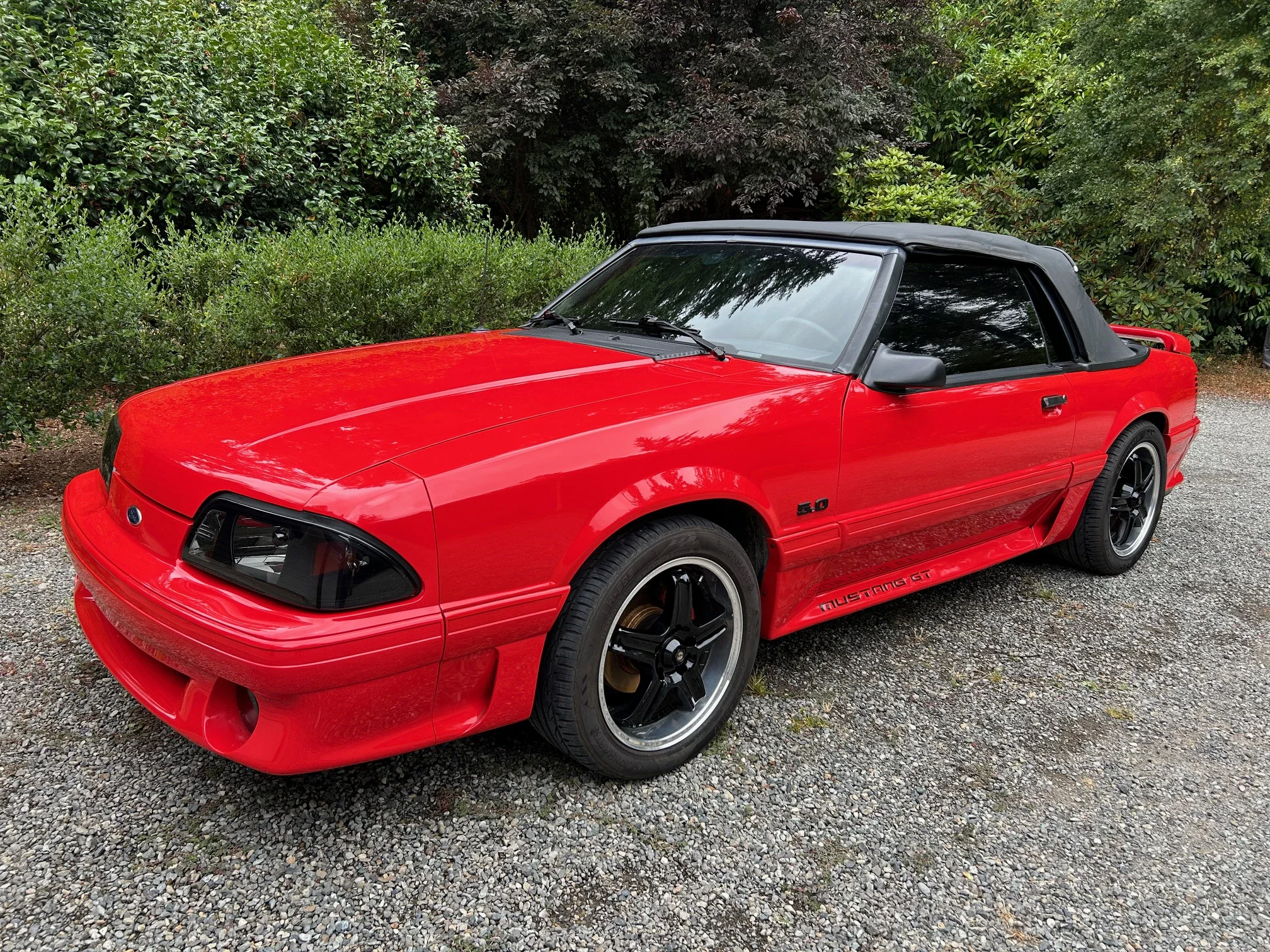 Ford-Mustang-gt-convertible-1987-Red-Red