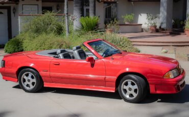 Ford-Mustang-gt-convertible-1988-Red-Gray-10