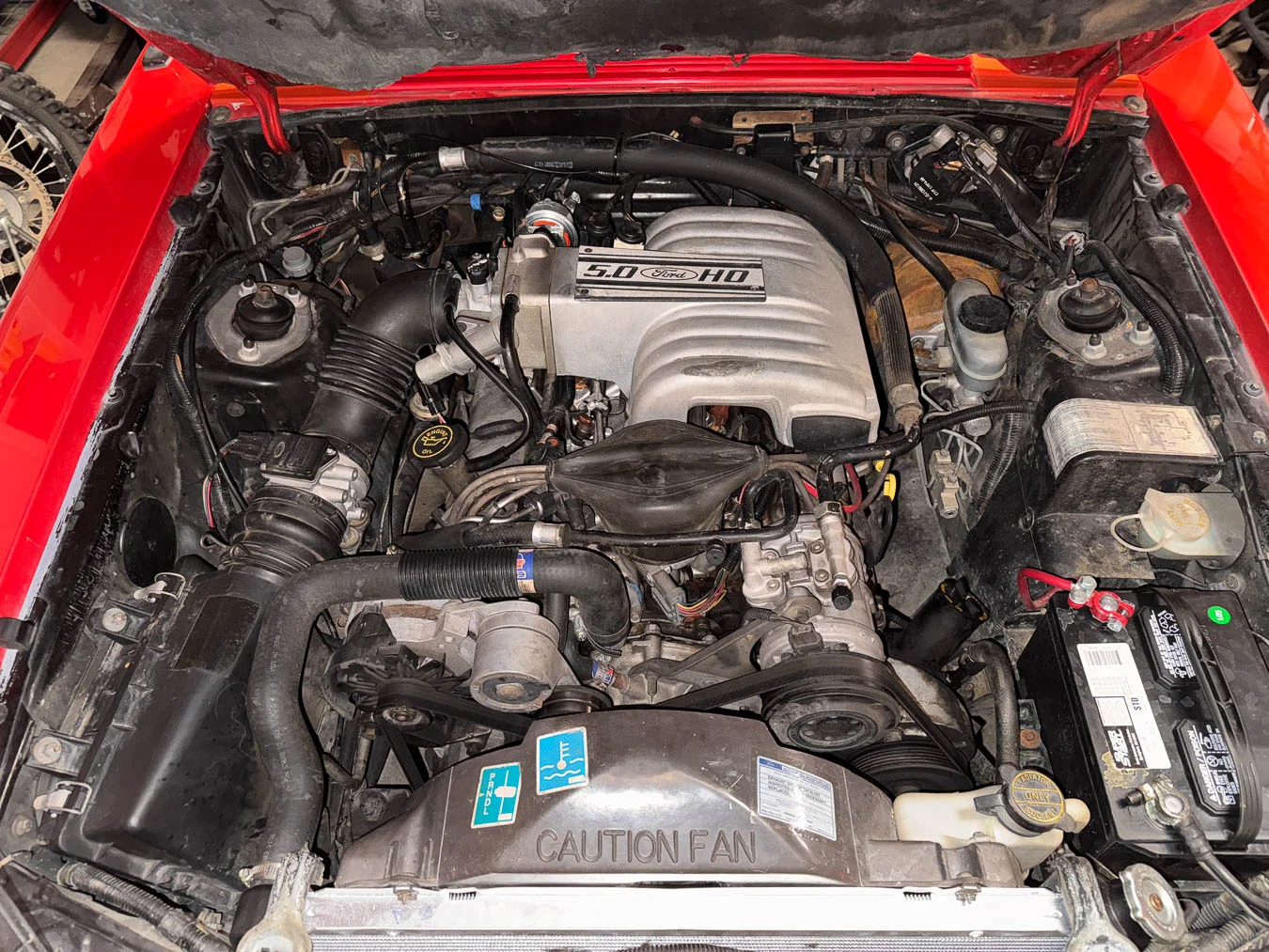 Ford-Mustang-gt-convertible-1988-Red-Gray-21