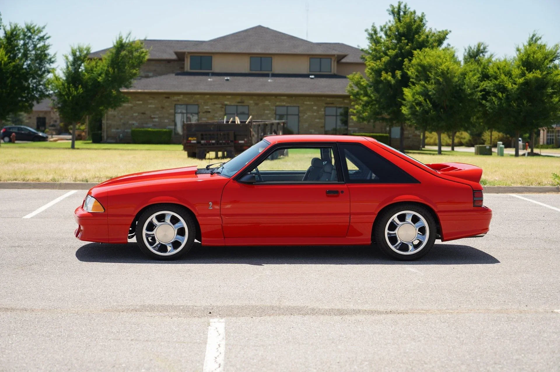 Ford-Mustang-gt-hatchback-1990-Red-Gray-10