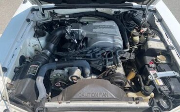 Ford-Mustang-gt-hatchback-1991-11