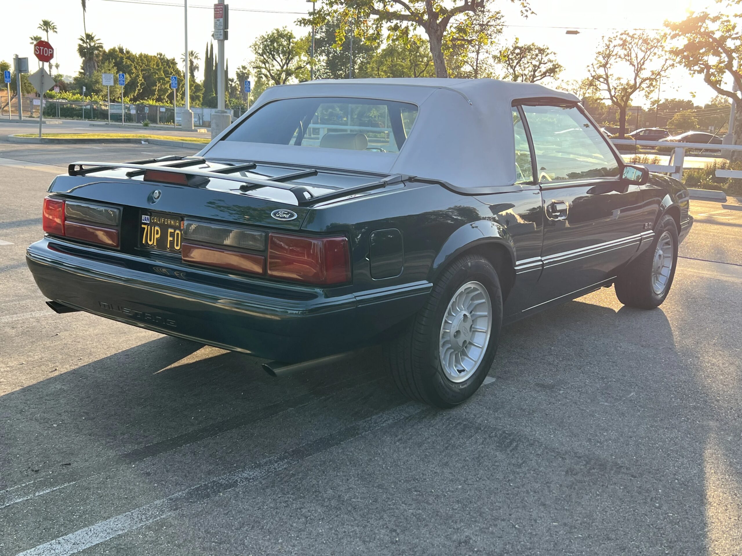 Ford-Mustang-lx-v8-convertible-1990-White-12