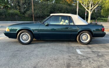 Ford-Mustang-lx-v8-convertible-1990-White-14