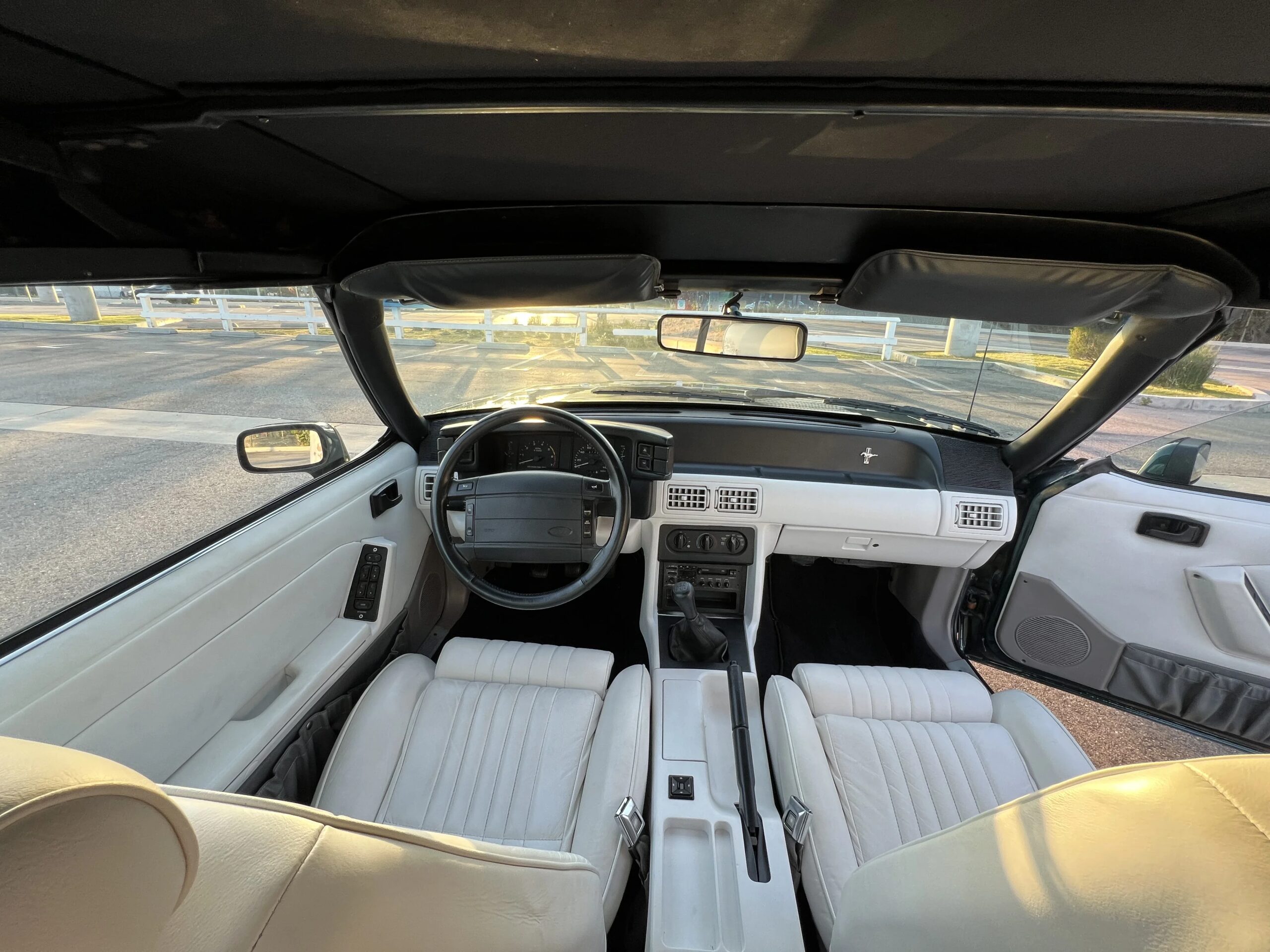 Ford-Mustang-lx-v8-convertible-1990-White-30