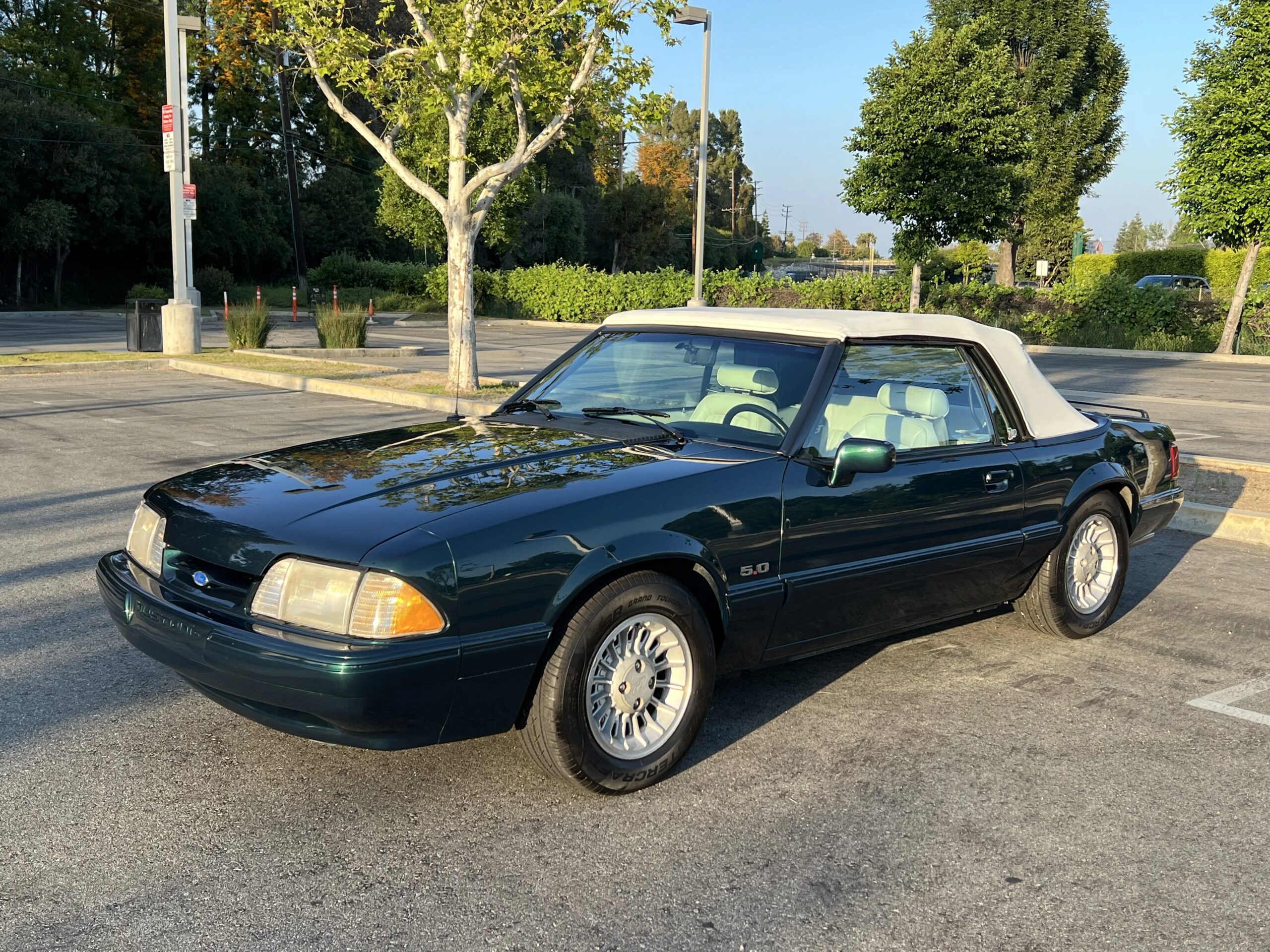 Ford-Mustang-lx-v8-convertible-1990-White-8