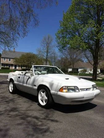 Ford-Mustang-lx-v8-convertible-1993-White-White-1