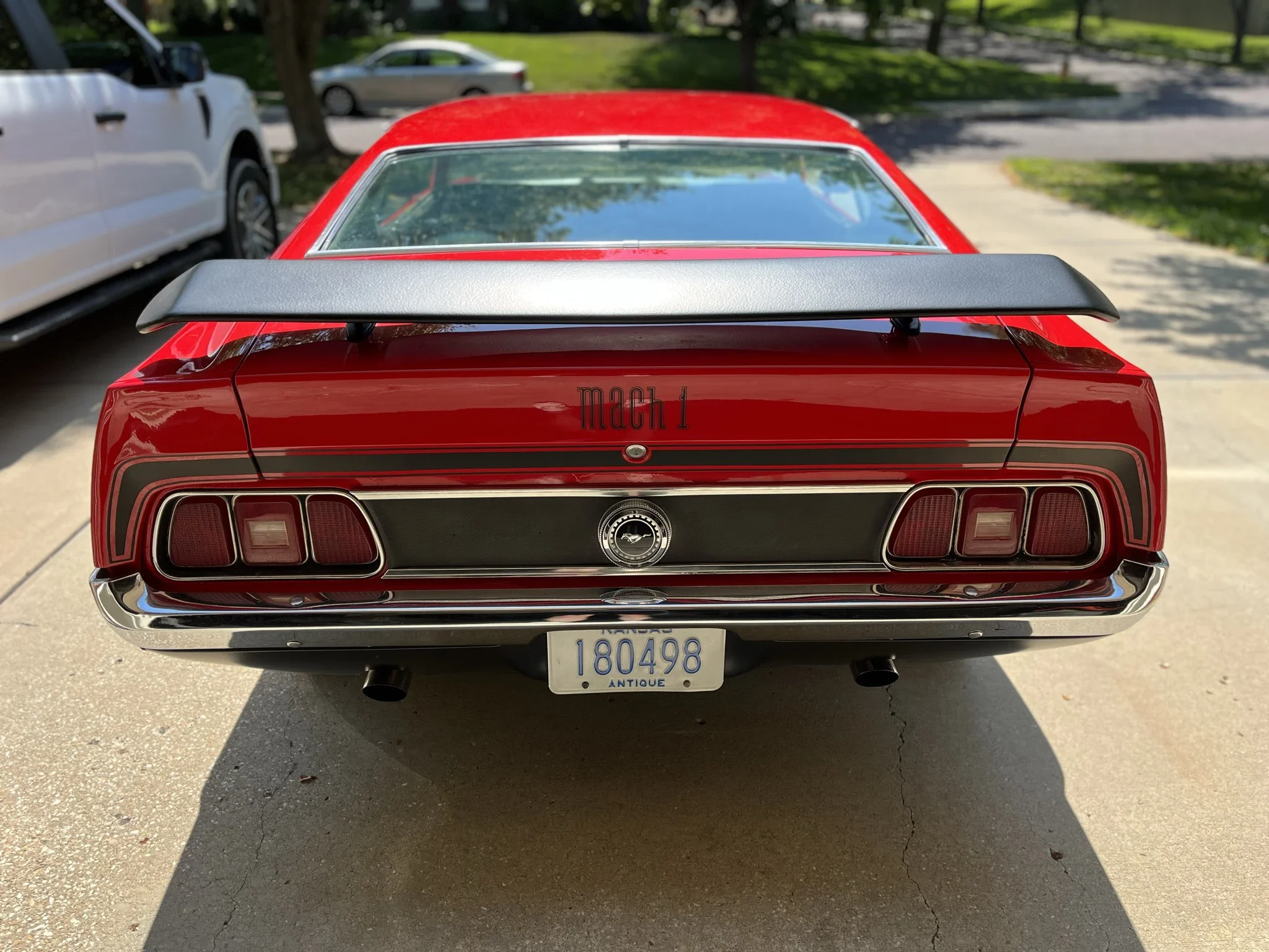 Ford-Mustang-mach-1-coupe-1971-Red-Black-2
