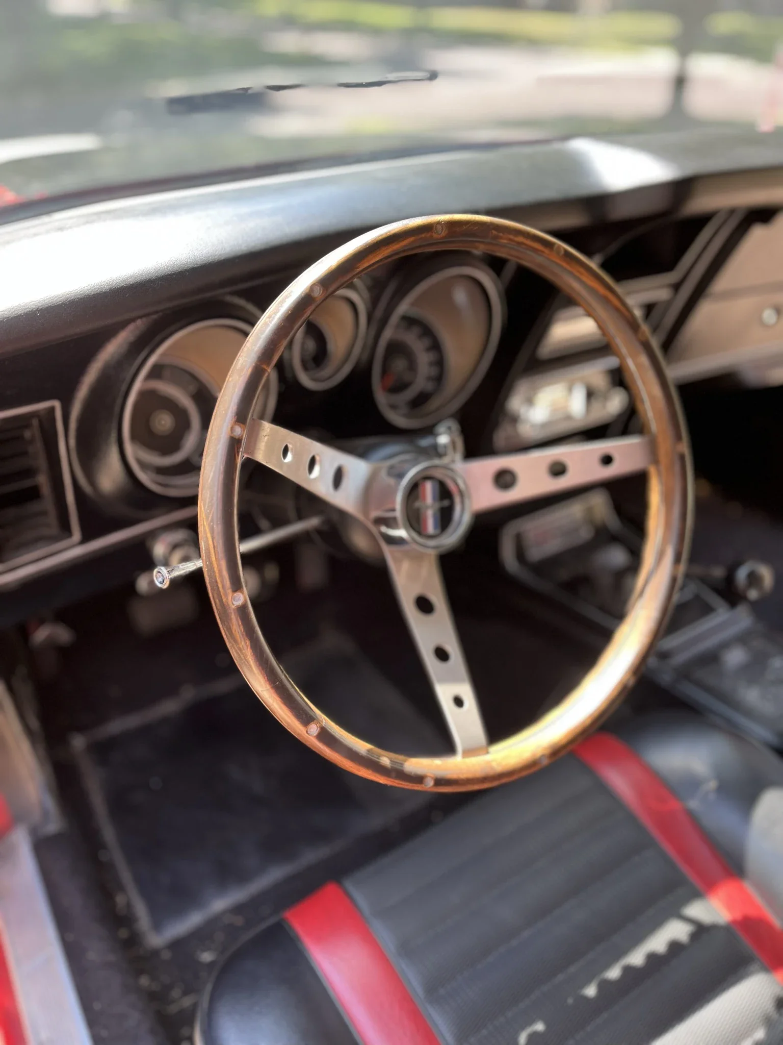 Ford-Mustang-mach-1-coupe-1971-Red-Black-26
