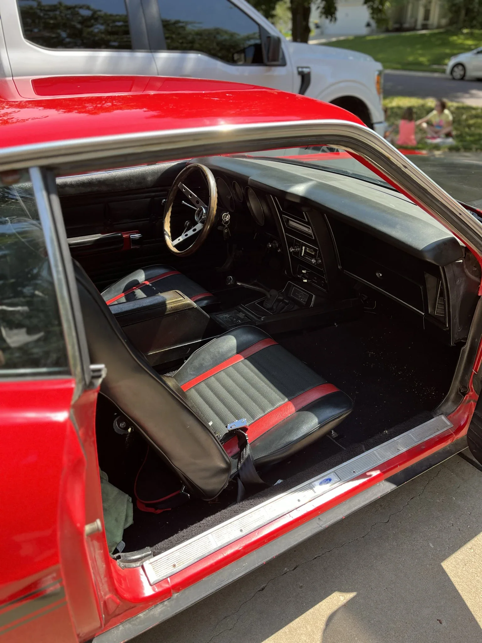 Ford-Mustang-mach-1-coupe-1971-Red-Black-4