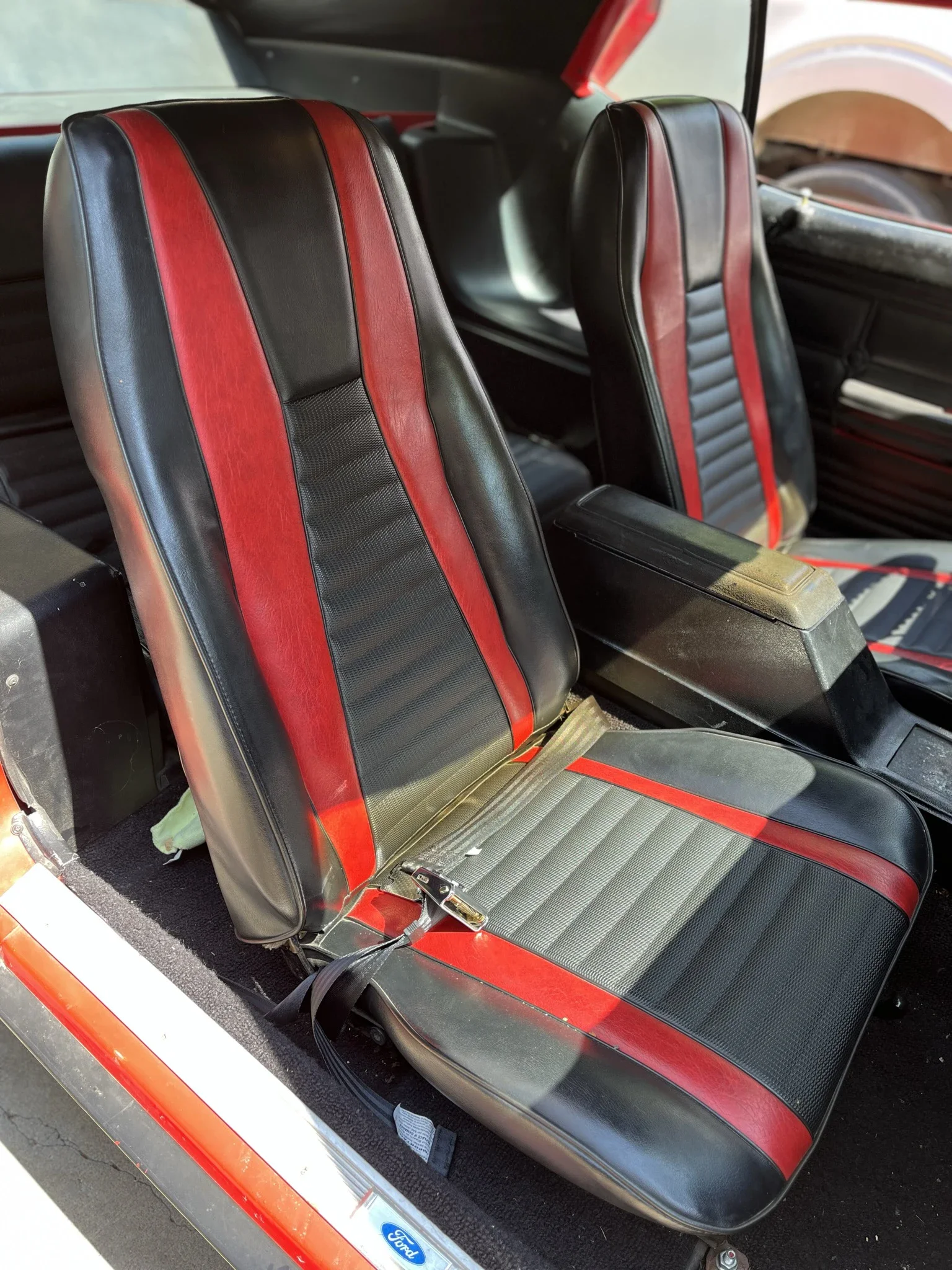 Ford-Mustang-mach-1-coupe-1971-Red-Black-5