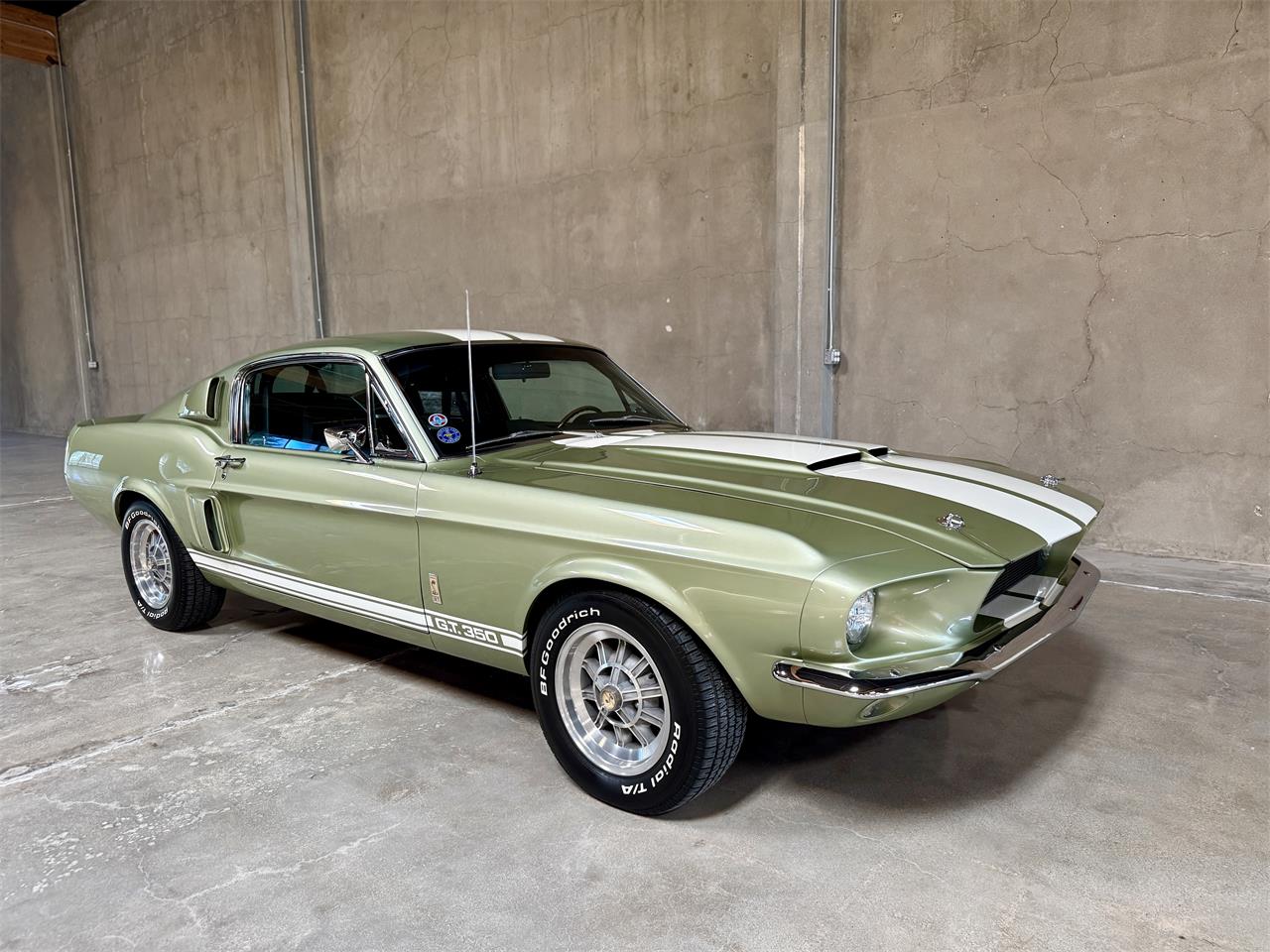 Ford-Mustang-shelby-gt350-1967-Lime-Gold-Black-10