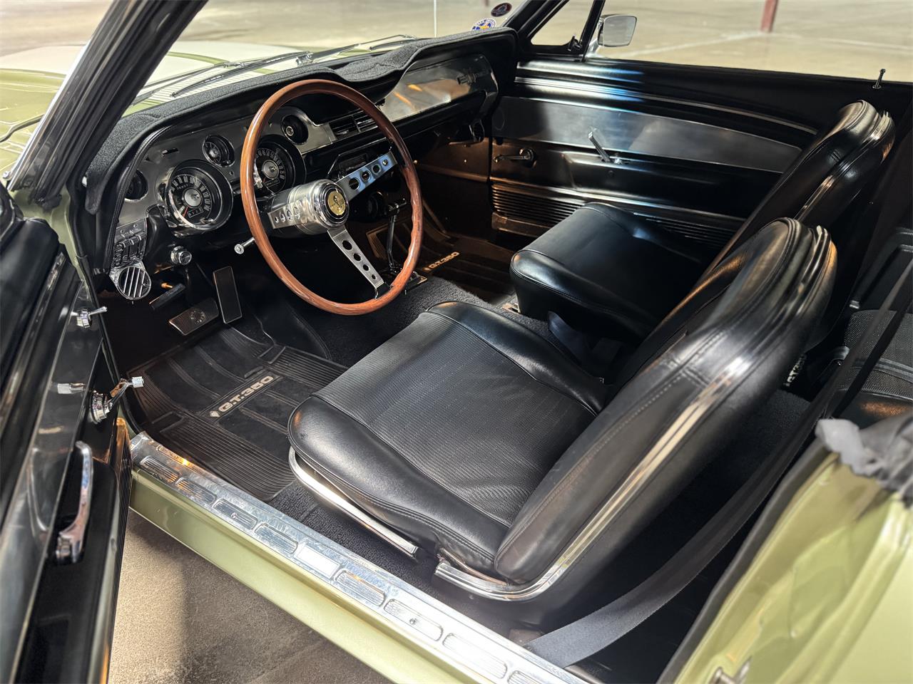 Ford-Mustang-shelby-gt350-1967-Lime-Gold-Black-24