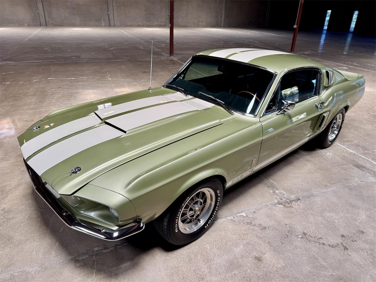 Ford-Mustang-shelby-gt350-1967-Lime-Gold-Black