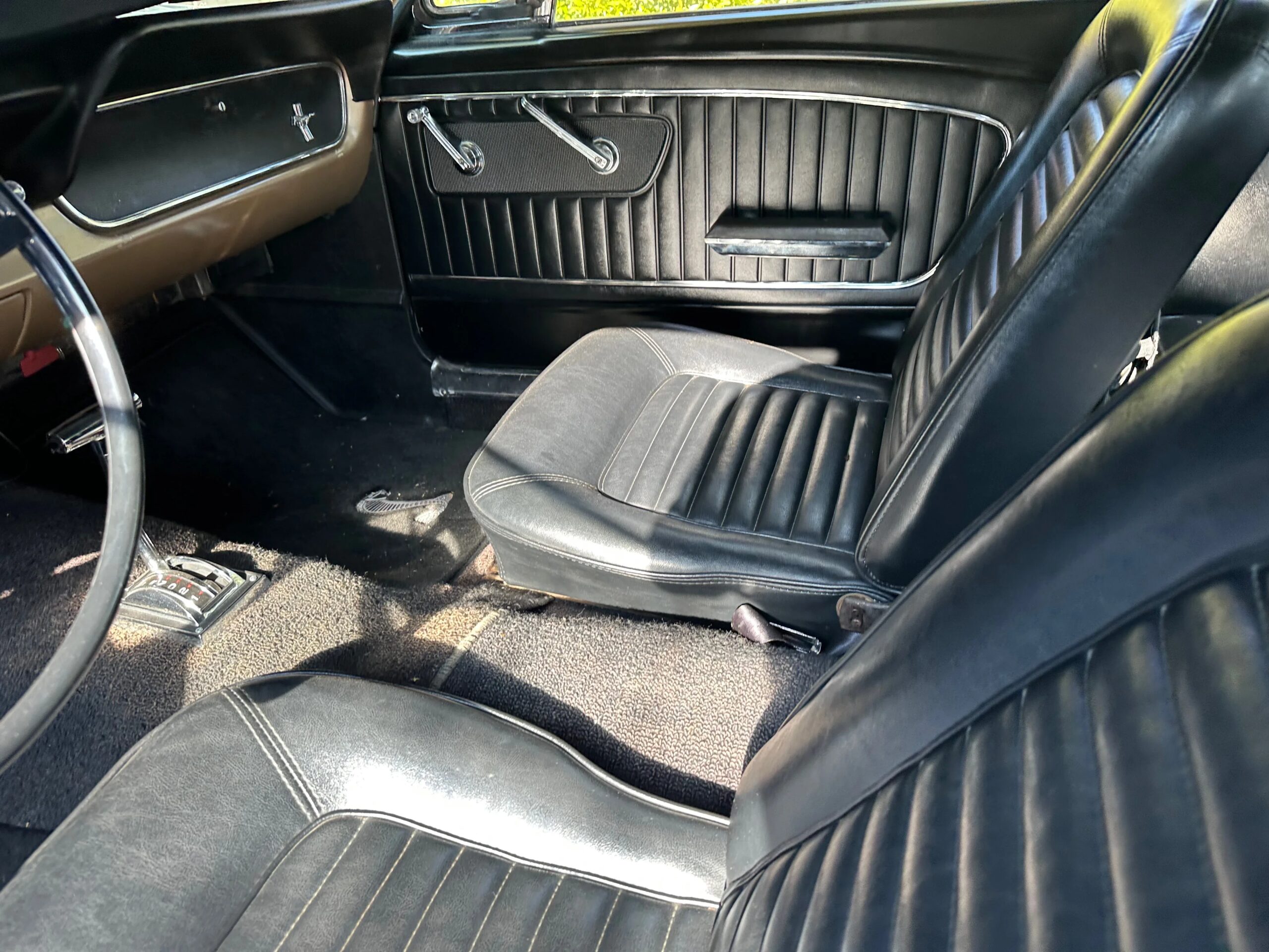 Ford-Mustang-shelby-gt350-coupe-1965-Black-Black-14
