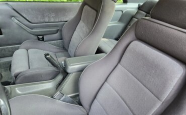 Ford-Mustang-svo-hatchback-1984-Silver-Gray-14