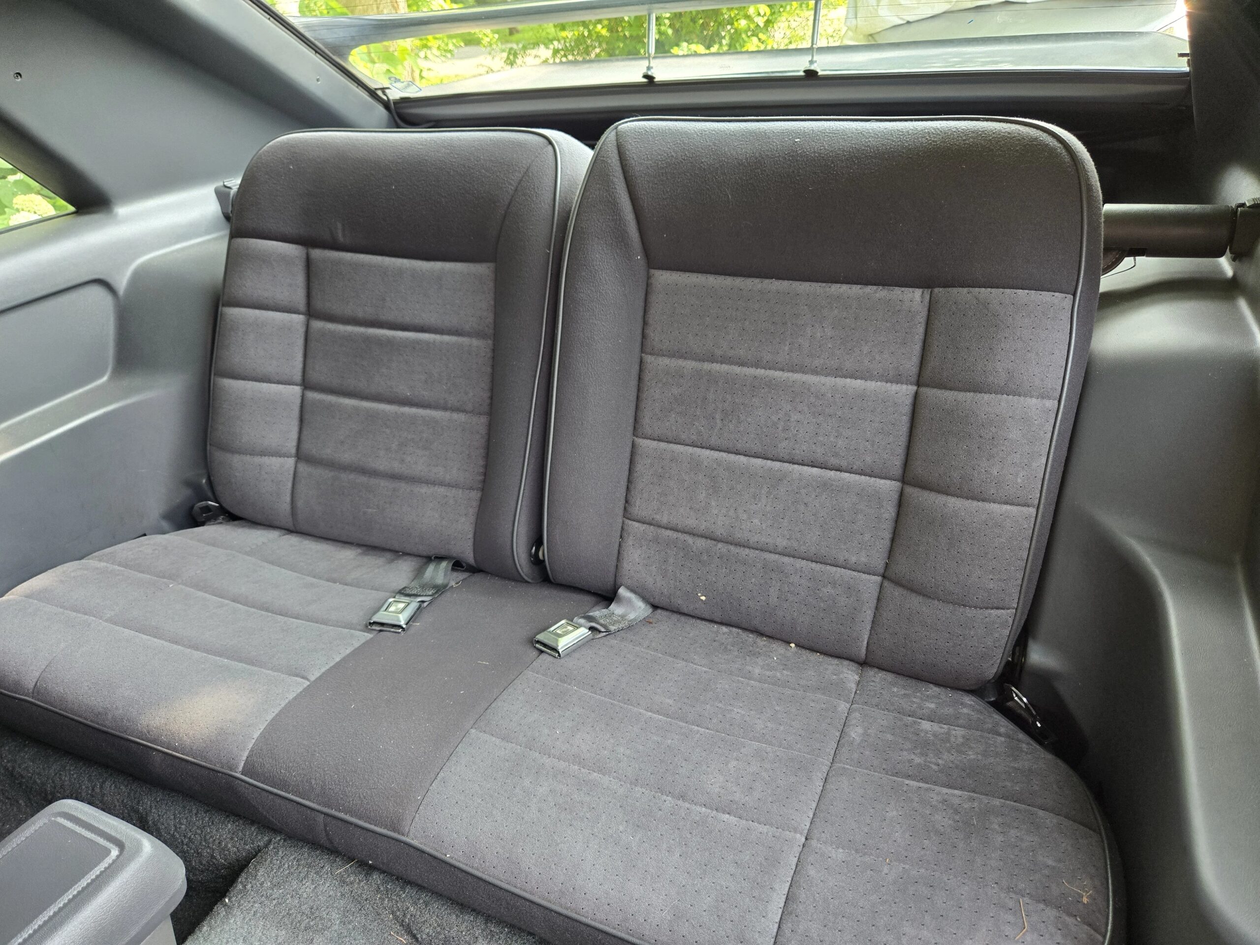 Ford-Mustang-svo-hatchback-1984-Silver-Gray-19
