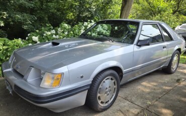 Ford-Mustang-svo-hatchback-1984-Silver-Gray-28