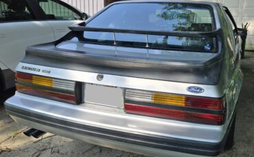 Ford-Mustang-svo-hatchback-1984-Silver-Gray-4
