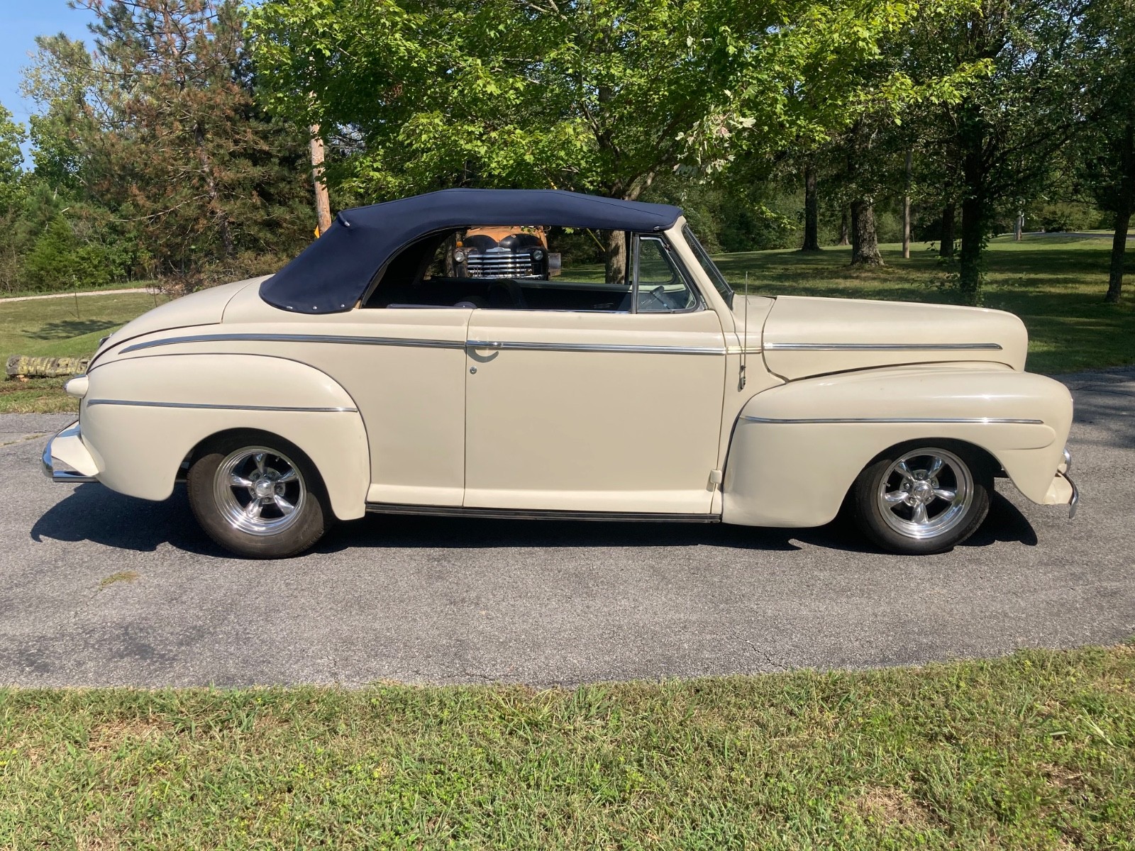 Ford-Other-1946-Convertible-19