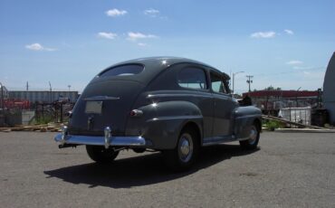Ford-Other-1947-Sedan-1