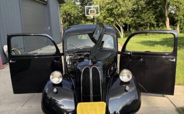 Ford-Other-1949-Sedan-11