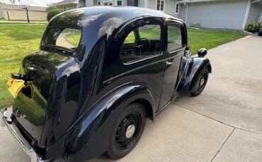 Ford-Other-1949-Sedan-2