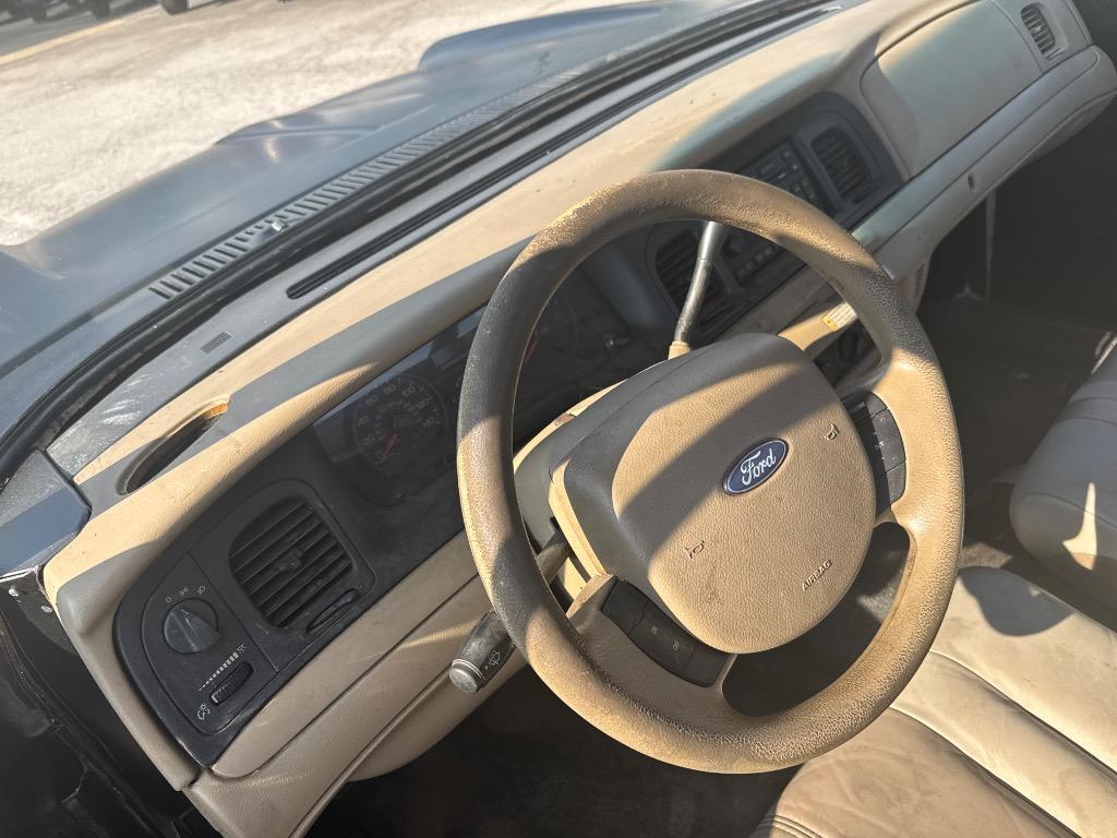 Ford-Other-1966-Black-Tan-20