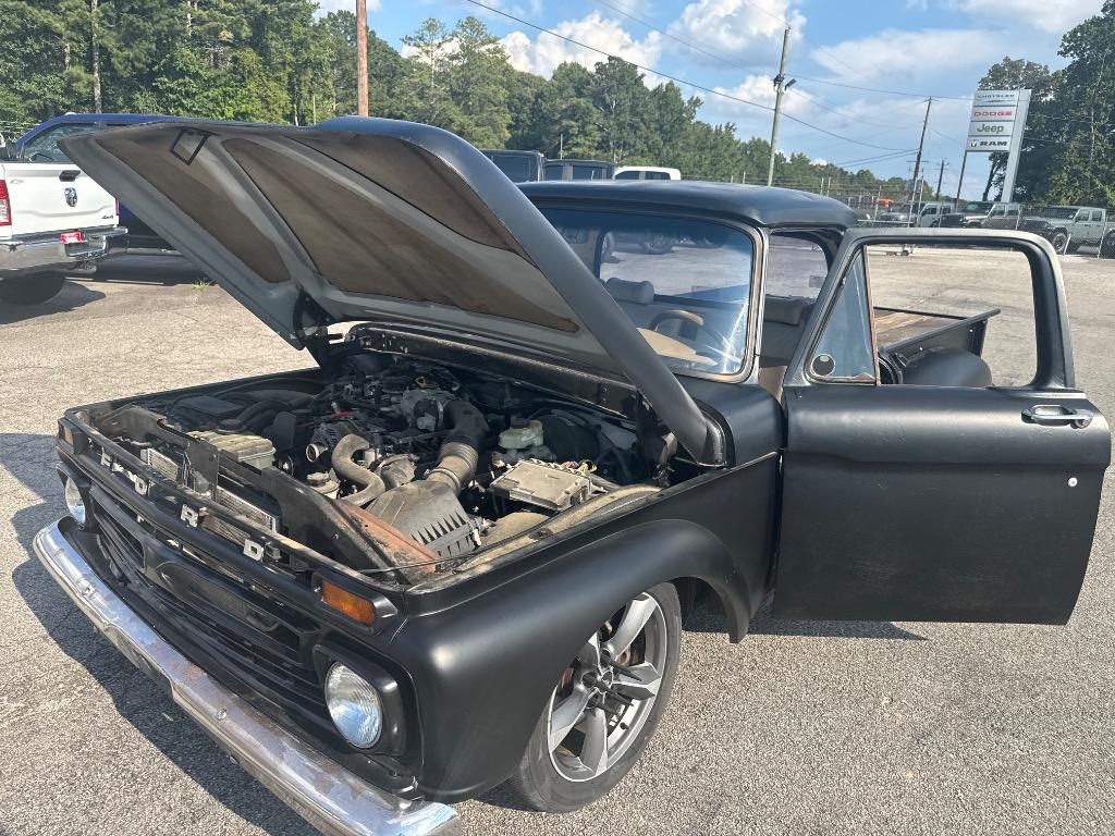 Ford-Other-1966-Black-Tan-28