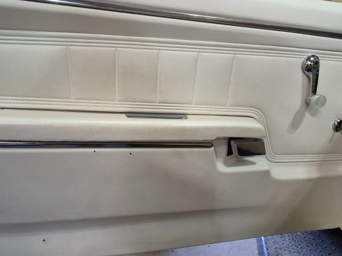 Ford-Other-1972-Medium-Bright-Yellow-White-Leather-19