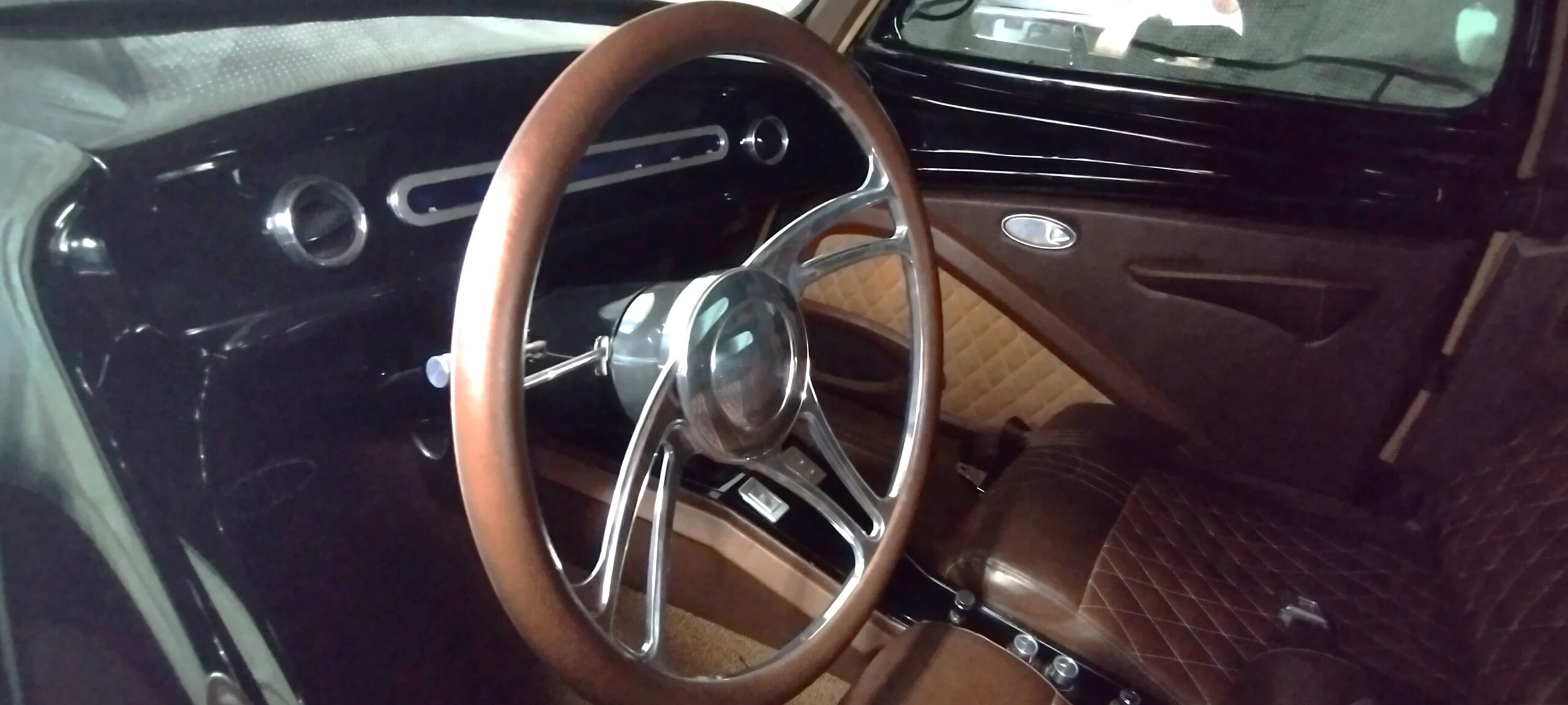 Ford-Other-ford-models-1933-Black-Brown-14