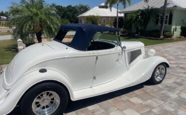 Ford-Other-ford-models-1934-White-Blue-12