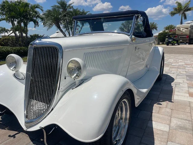 Ford-Other-ford-models-1934-White-Blue-22