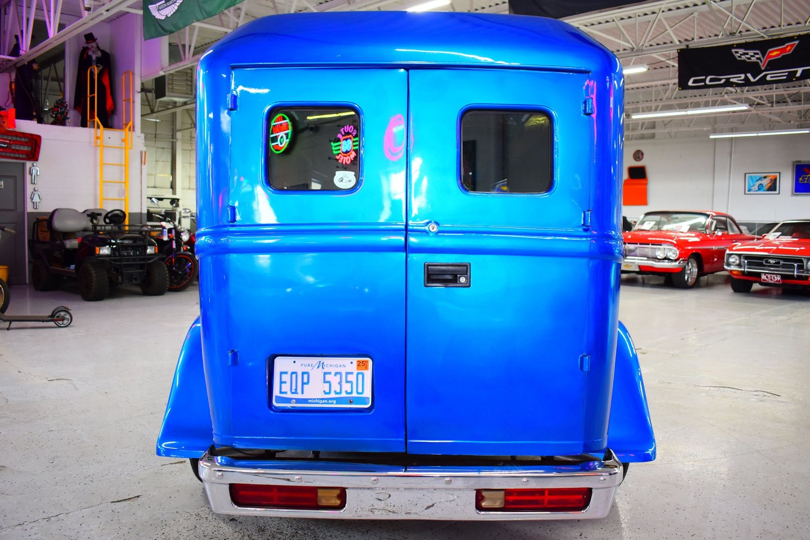 Ford-Panel-Truck-1934-10