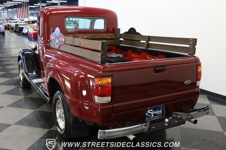 Ford-Pickup-1936-Burgundy-Gray-14