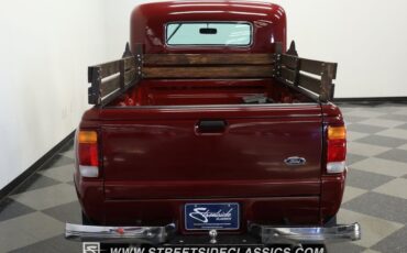 Ford-Pickup-1936-Burgundy-Gray-16