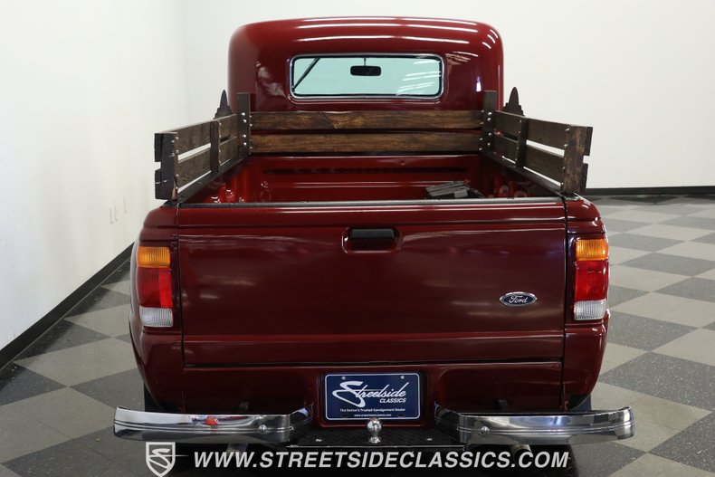 Ford-Pickup-1936-Burgundy-Gray-16