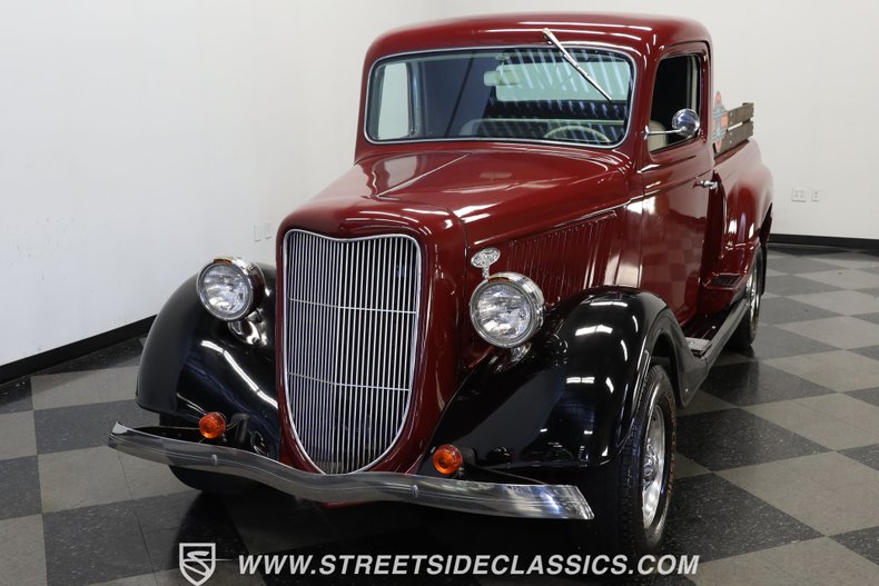 Ford-Pickup-1936-Burgundy-Gray-22