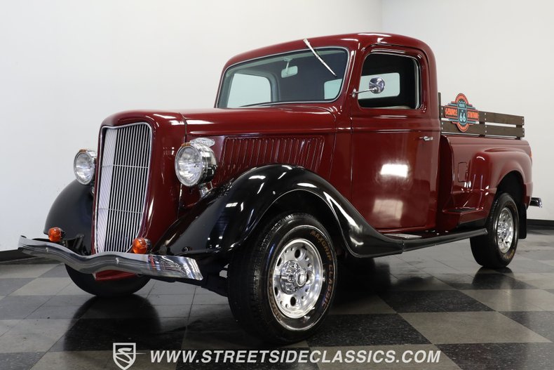 Ford-Pickup-1936-Burgundy-Gray-26
