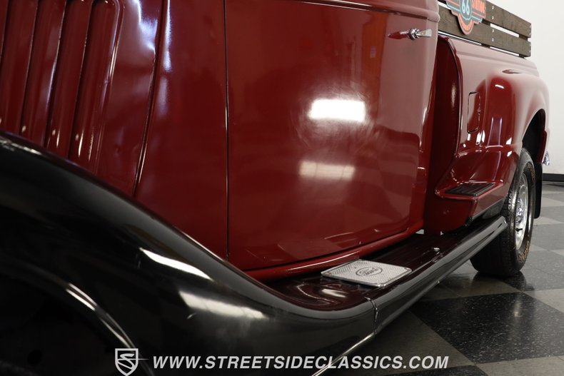 Ford-Pickup-1936-Burgundy-Gray-27
