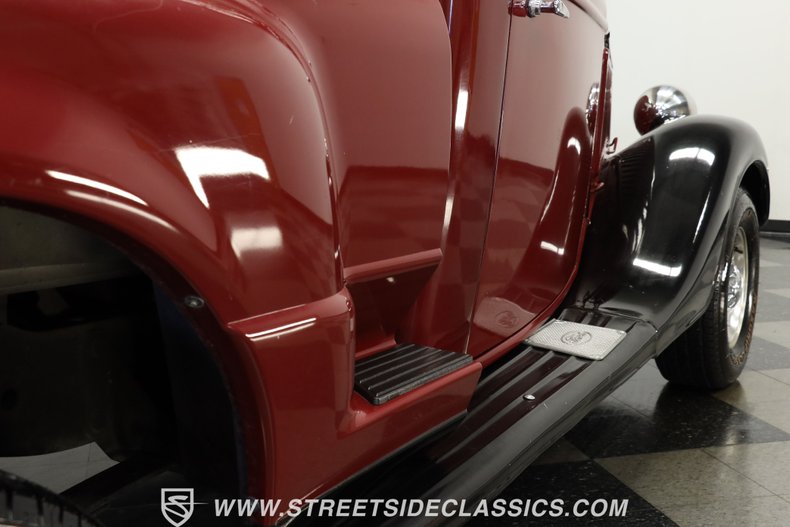 Ford-Pickup-1936-Burgundy-Gray-32