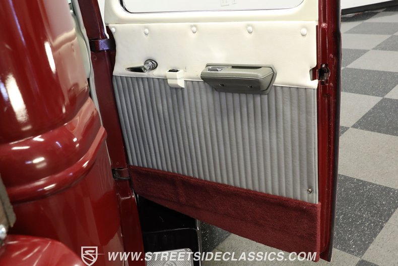 Ford-Pickup-1936-Burgundy-Gray-42