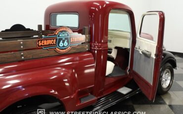 Ford-Pickup-1936-Burgundy-Gray-43