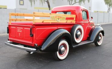 Ford-Pickup-1939-Red-Brown-1