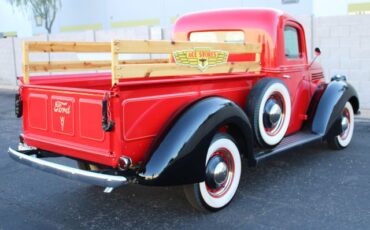 Ford-Pickup-1939-Red-Brown-13