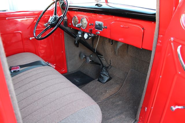 Ford-Pickup-1939-Red-Brown-34