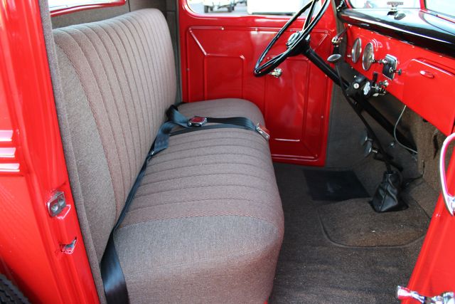 Ford-Pickup-1939-Red-Brown-35