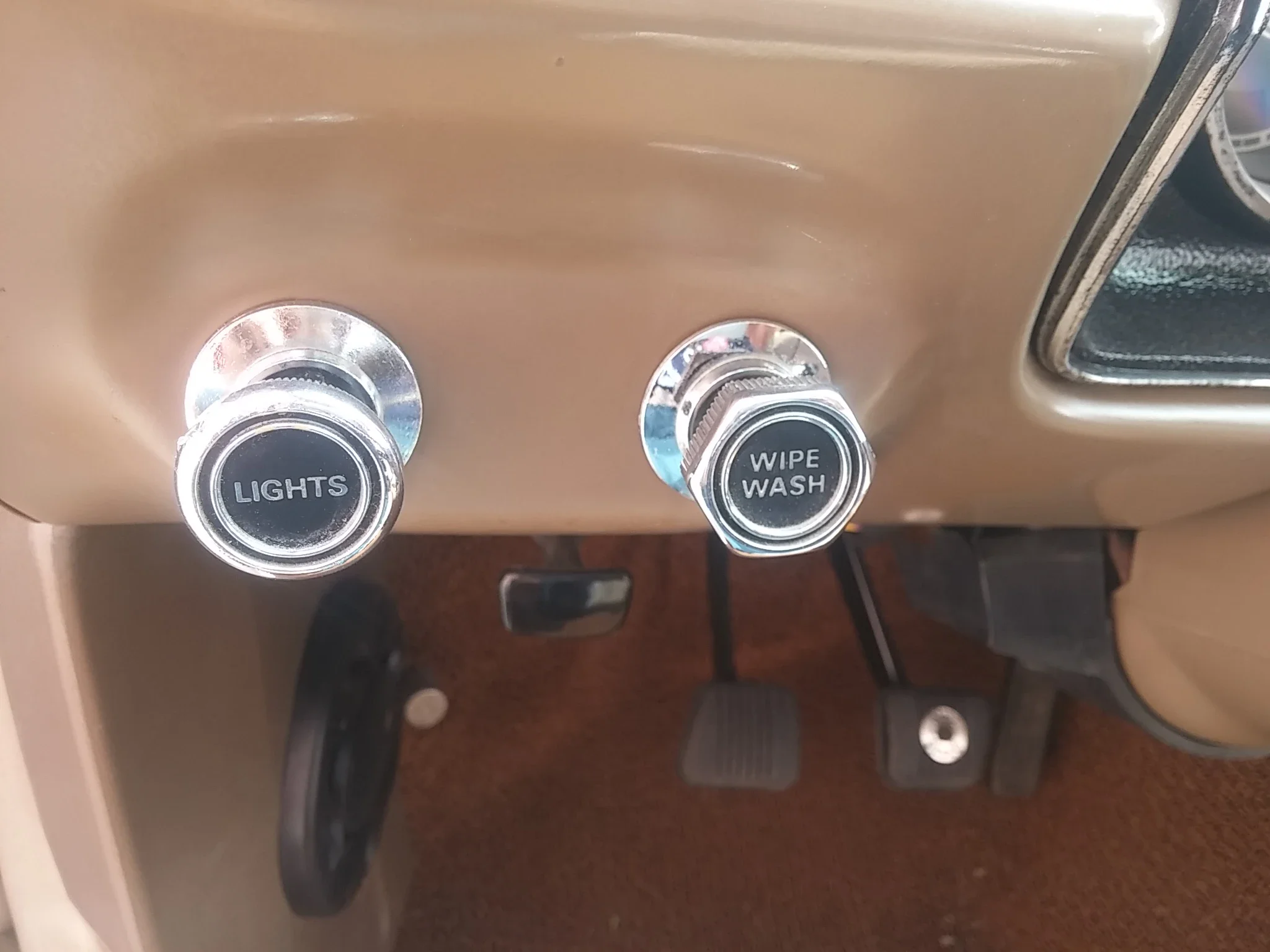 Ford-Pinto-1972-Tan-Tan-25