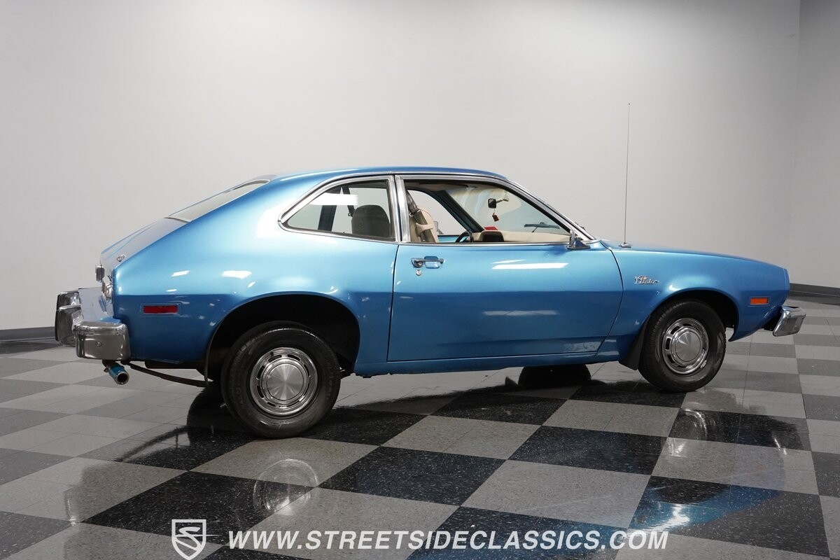 Ford-Pinto-1974-Coupe-13