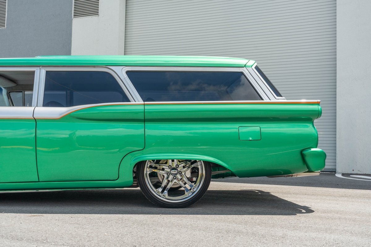 Ford-Ranch-Wagon-1959-24